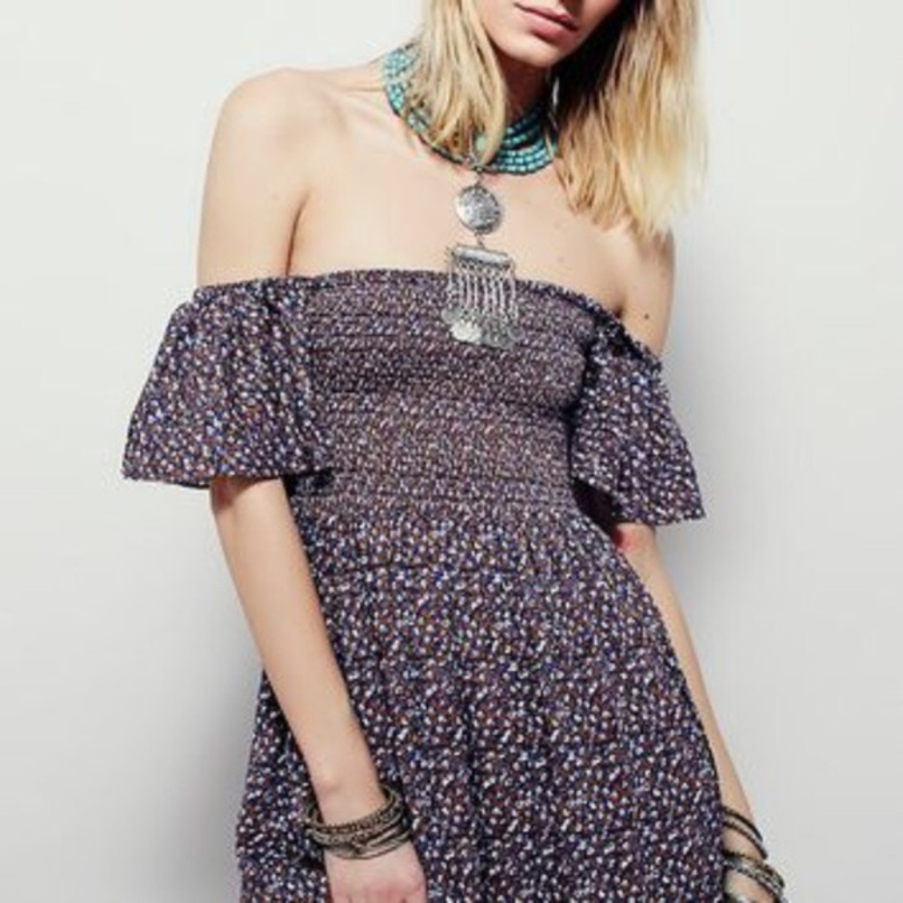 Free People off the should midi dress